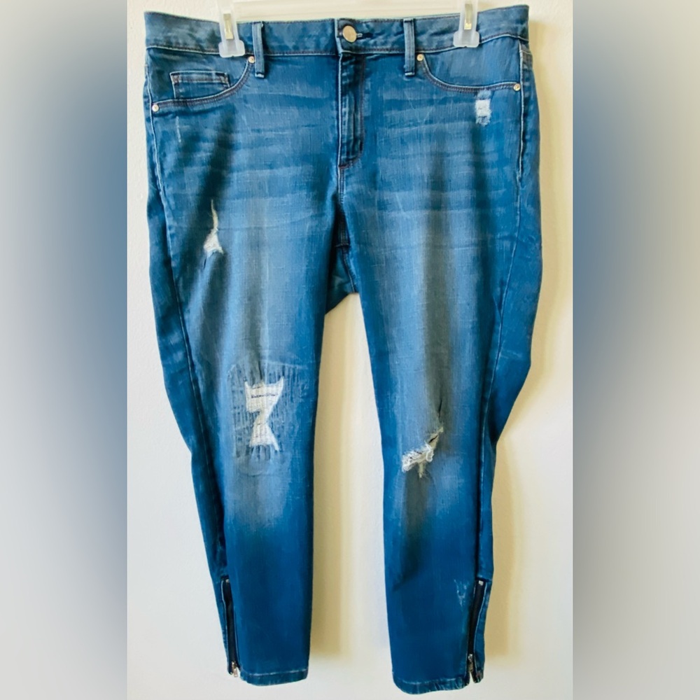 Jessica Simpson Distressed Blue Women's Jeans 32